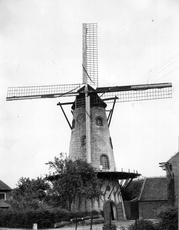 Van Parijs molen of Bearelles Molen