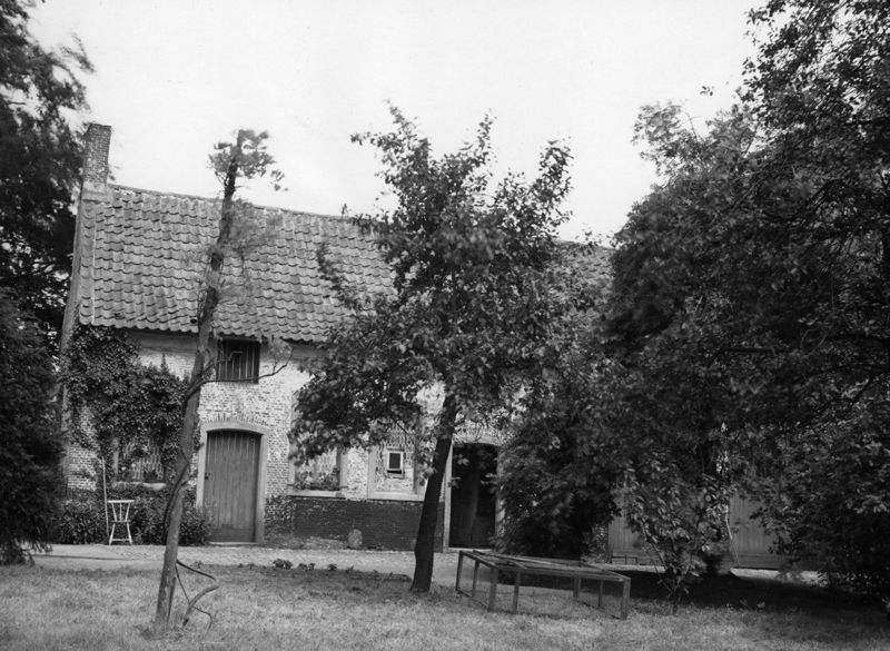 woongebouw / Bouwwerk[Wommelgem]