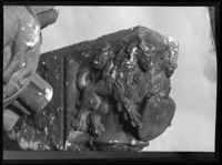 B092840