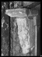 B092841