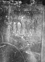 B093542