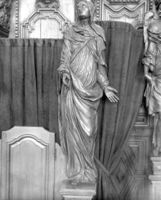 B093930