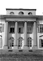 B093997