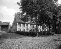 B094389
