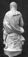 B095698
