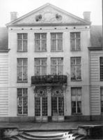 B096787