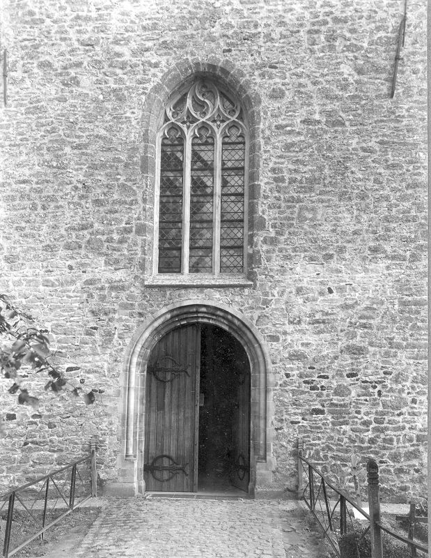porche / Kerk Sint-Paulus' Bekering[Godveerdegem]