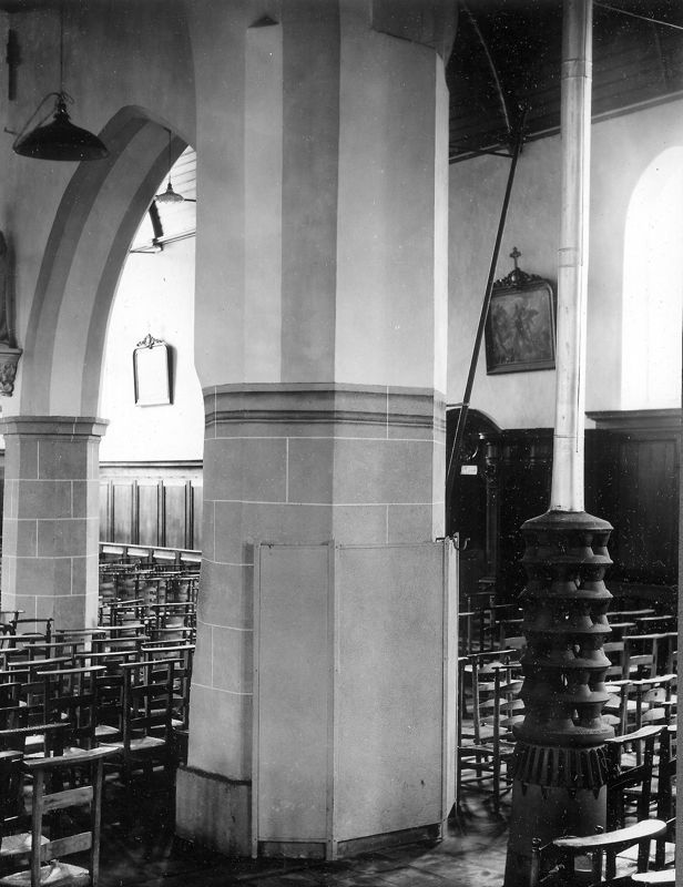 pilier de croisée / Kerk Sint-Antonius Abt[Moerbeke]
