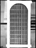 B100580