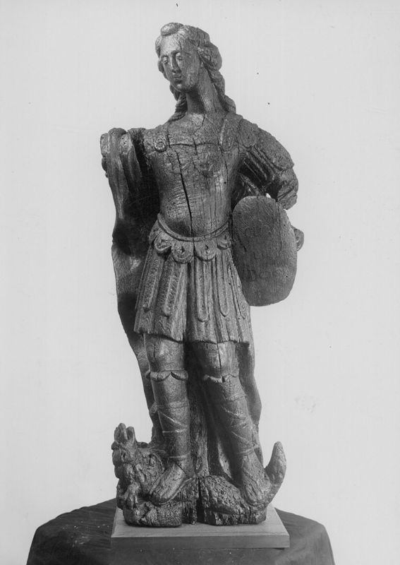 Saint Michel terrassant le démon