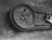 B122893