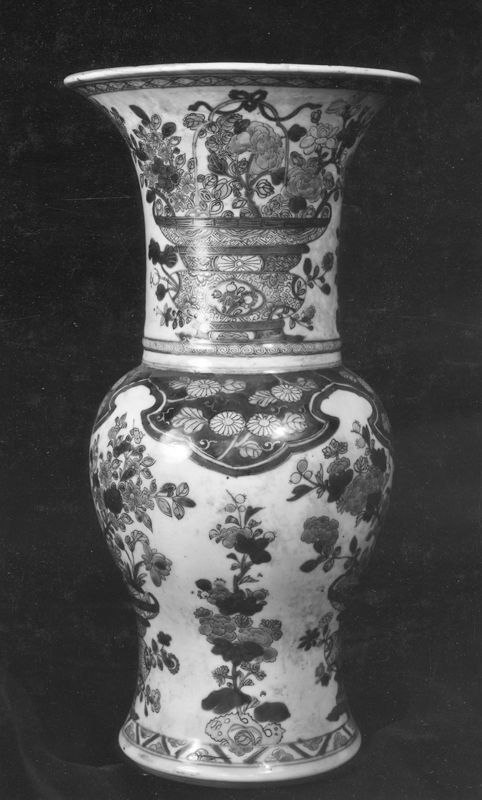 vase décoratif / Memlingmuseum. Oude Apotheek. Sint - Janshospitaal