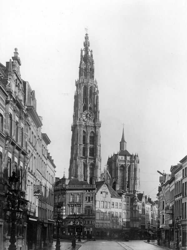 cathédrale / Kathedraal Onze-Lieve-Vrouw ten Hemel opgenomen