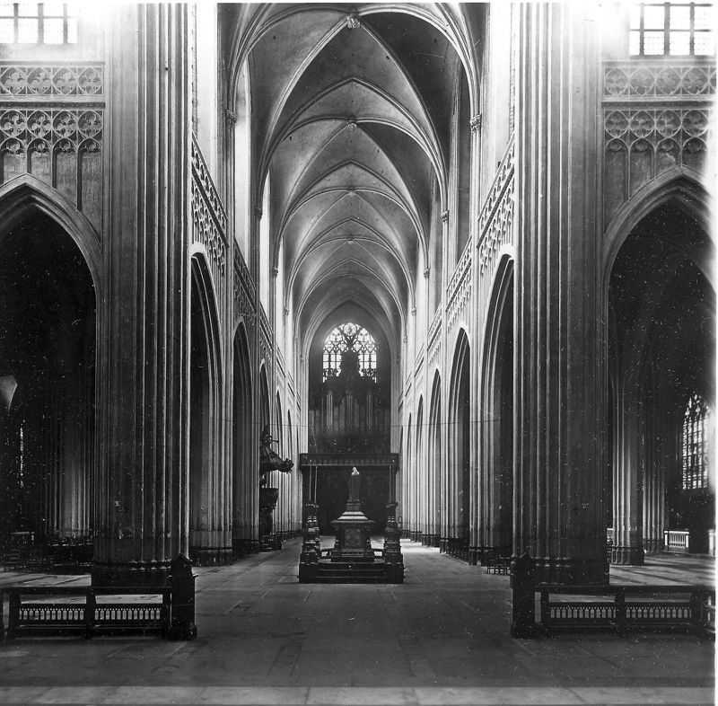 cathédrale / Kathedraal Onze-Lieve-Vrouw ten Hemel opgenomen