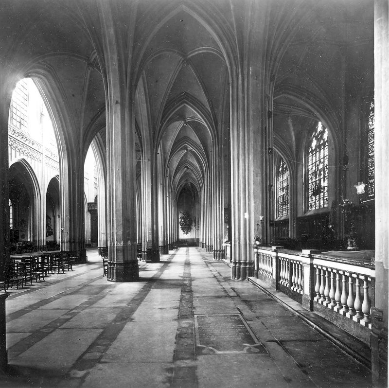 cathédrale / Kathedraal Onze-Lieve-Vrouw ten Hemel opgenomen