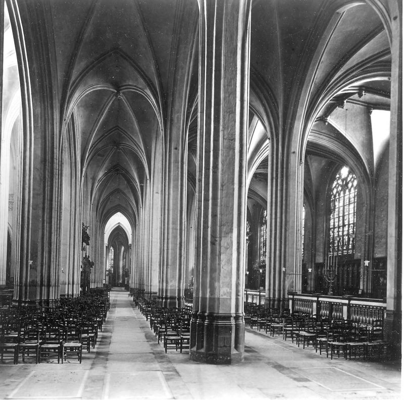 cathédrale / Kathedraal Onze-Lieve-Vrouw ten Hemel opgenomen