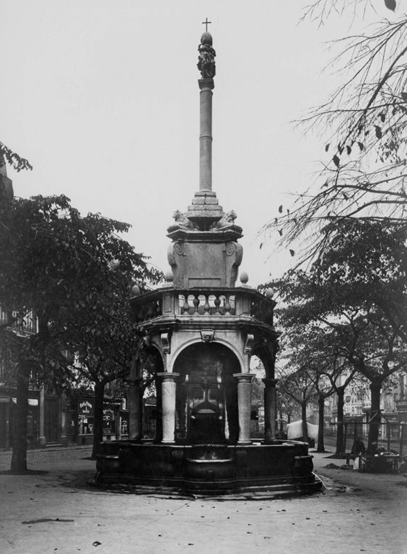 perron[monument][f] / Perron[Liège]
