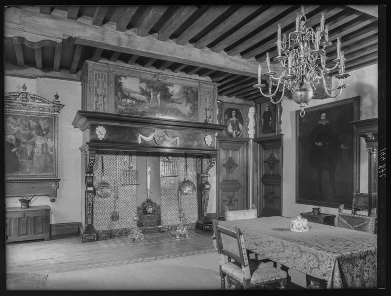 Kasteel Beauvoorde of kasteel Merghelynck