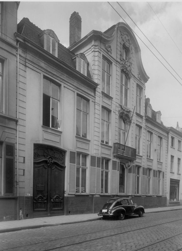 z.g. "Hotel Snoeck"