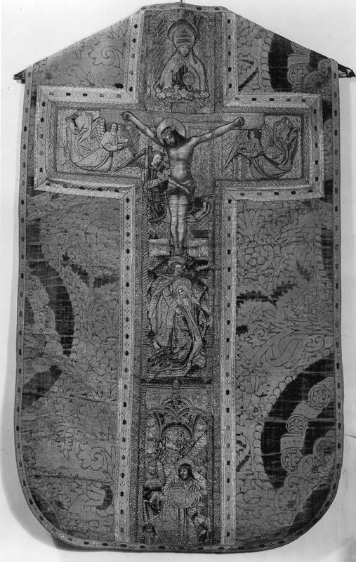 Chasuble dorée