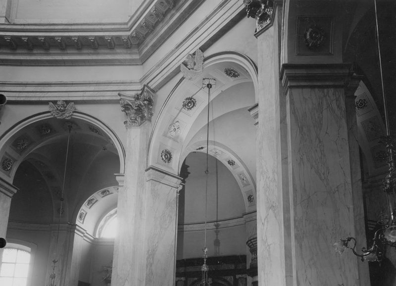 arcade[f] / Eglise Saint-Jean l'Evangéliste[Liège]
