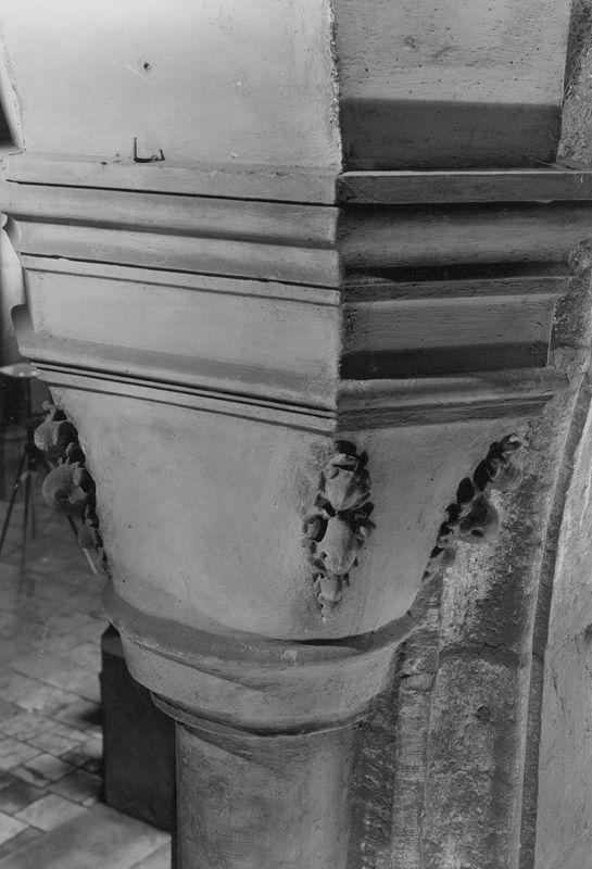 chapiteau[élément d'architecture] / Eglise Saint-Jean l'Evangéliste[Liège]