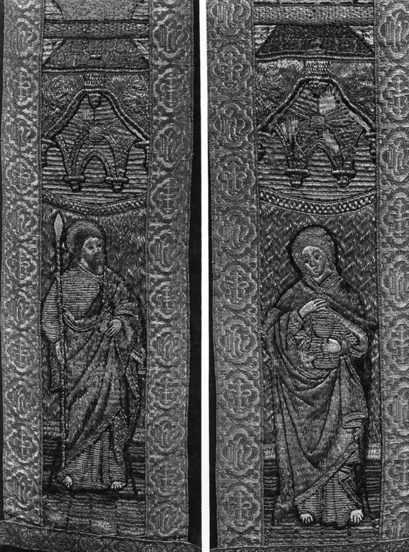 Ornement liturgique de couleur rouge
Scènes de la Vie du Christ
