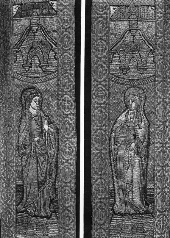 Ornement liturgique de couleur rouge
Scènes de la Vie du Christ