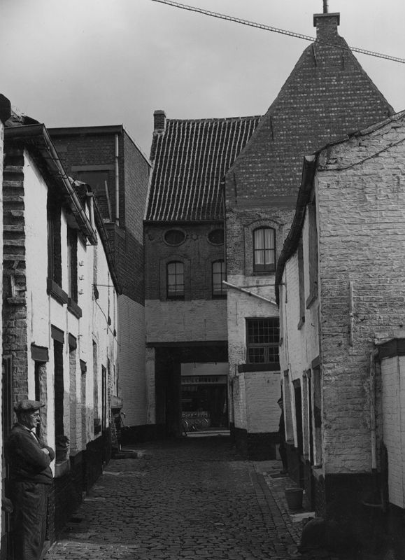 woongebouw / Bouwwerk[Leuven]