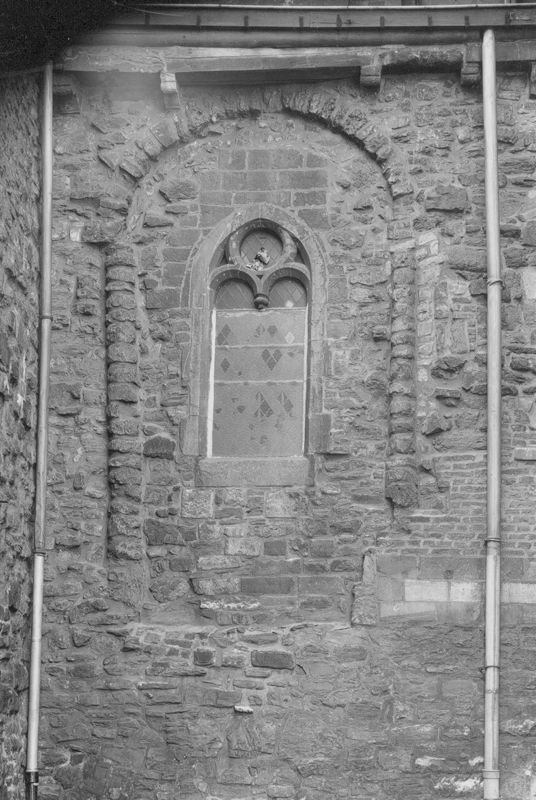 arc en plein-cintre / Eglise Sainte-Croix[Liège]