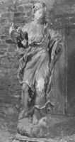 B153571