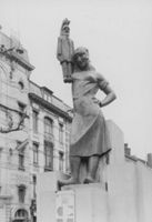 B155998