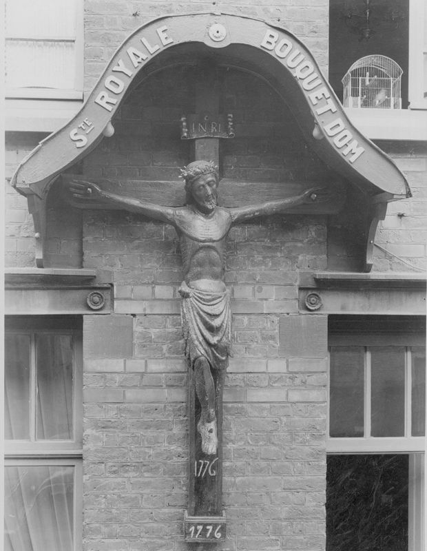 Christ en croix