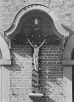 B156076