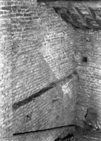 B156228