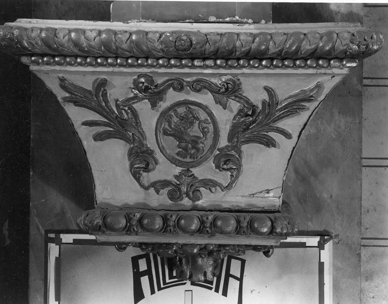 console[socle] / Eglise Saint-Remacle[Liège]
