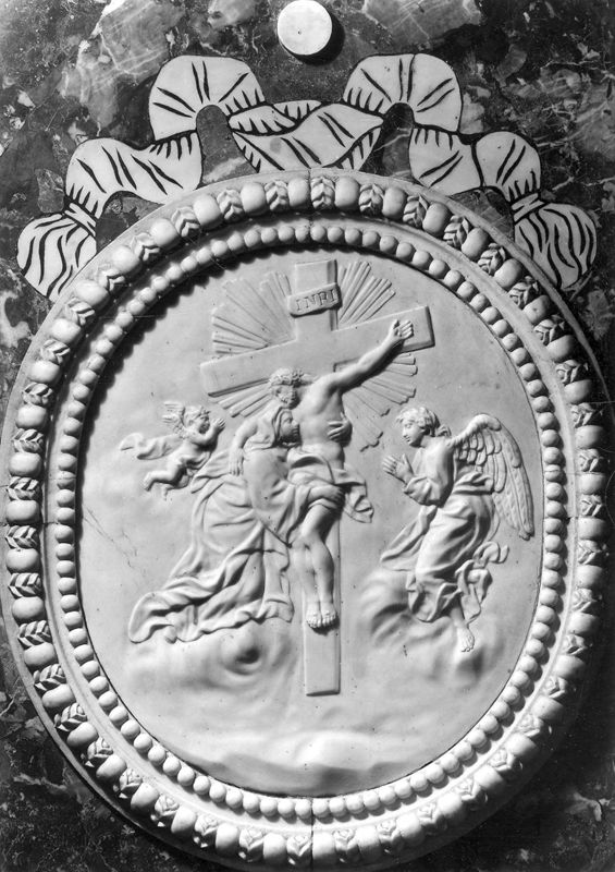 Sainte Lutgarde touche de ses lèvres la plaie du coeur du Christ en croix