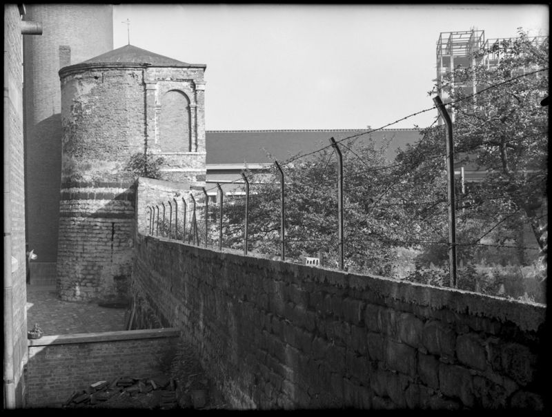 mur d'enceinte / Bouwwerk[Leuven]