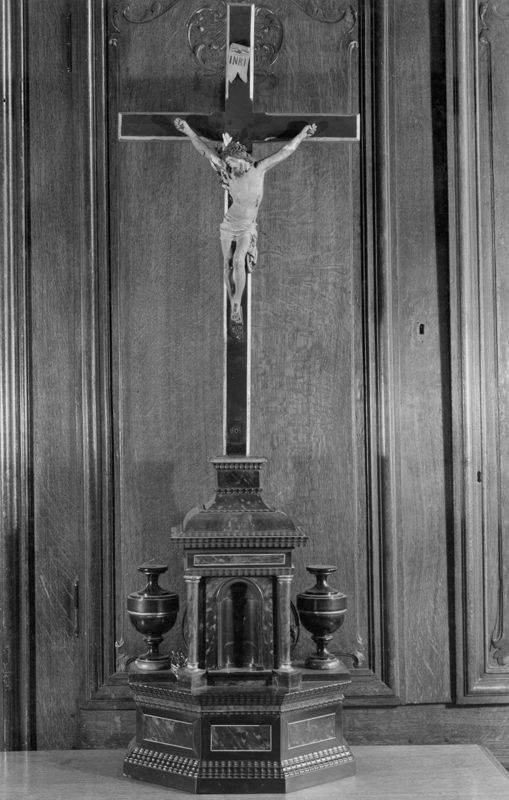 Christ en croix