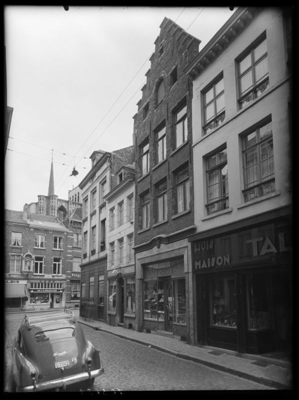 woongebouw / Bouwwerk[Leuven]
