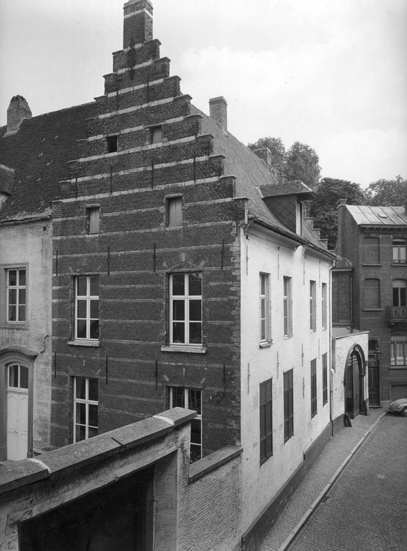 bâtiment destiné à l'enseignement / Klooster van de Zusters Maria van Leuven