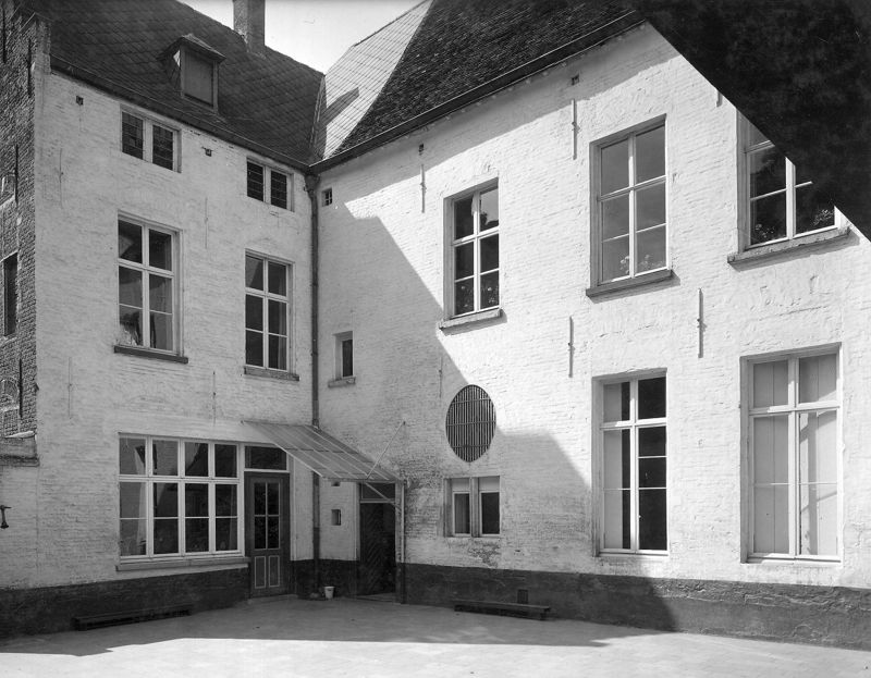 bâtiment destiné à l'enseignement / Klooster van de Zusters Maria van Leuven