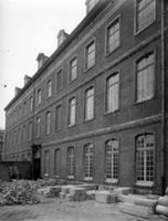 B165872