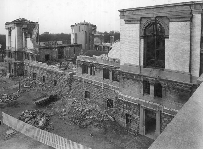Musées Royaux d'Art et d'Histoire - vues extérieures et construction