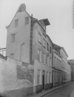 B166820
