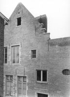 B166881