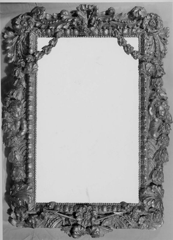 encadrement de tableau / Musée d'Art religieux et d'Art mosan
