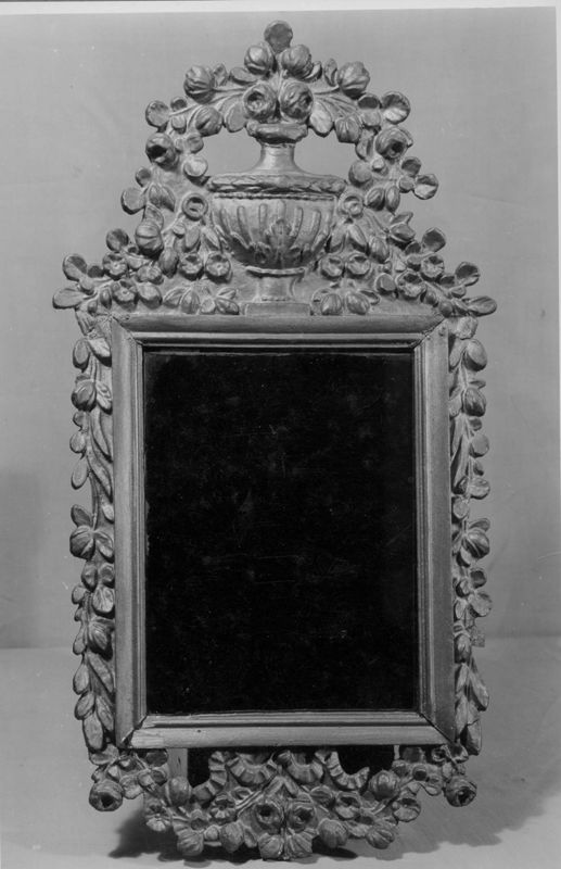 encadrement de miroir / Hospice du Valdor