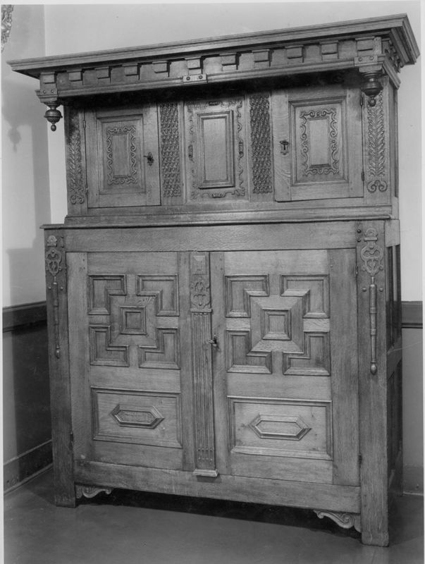 buffet[meuble] / Hospice du Valdor