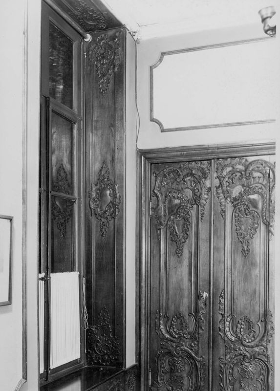 porte intérieure / Couvent des Révérends Pères Jésuites